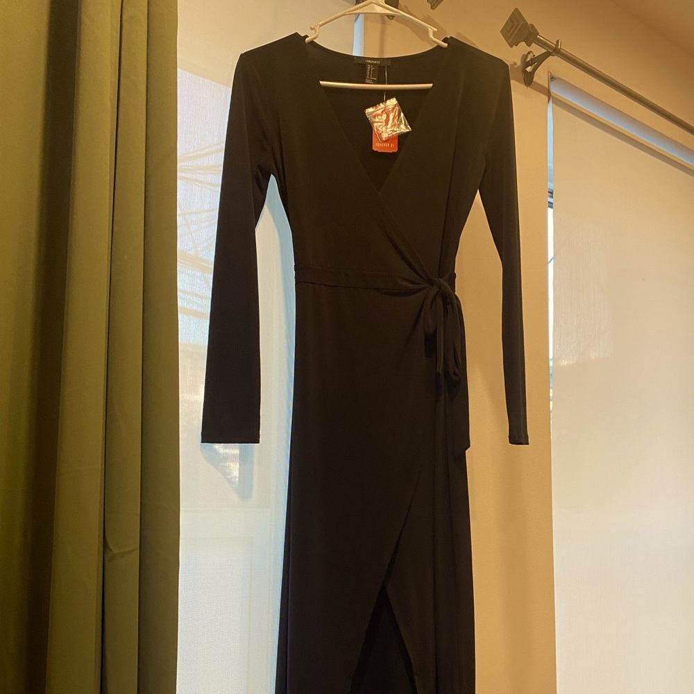 Forever 21 black maxi wrap dress with slit; classy and elegant